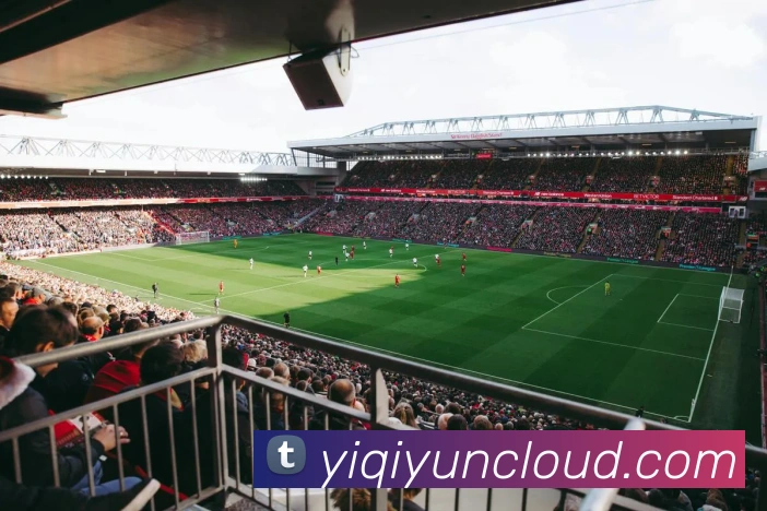 纳达尔马德里赛前萨巴蒂尼花园训练备战红土赛季